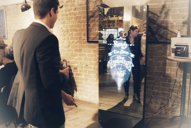 Mirror booth