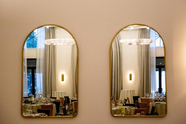 Hu. Ballroom