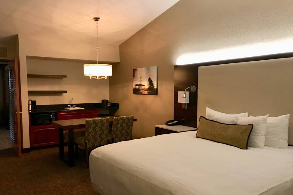 Best Western PREMIER Bridgewood Resort Hotel and Conference Center
