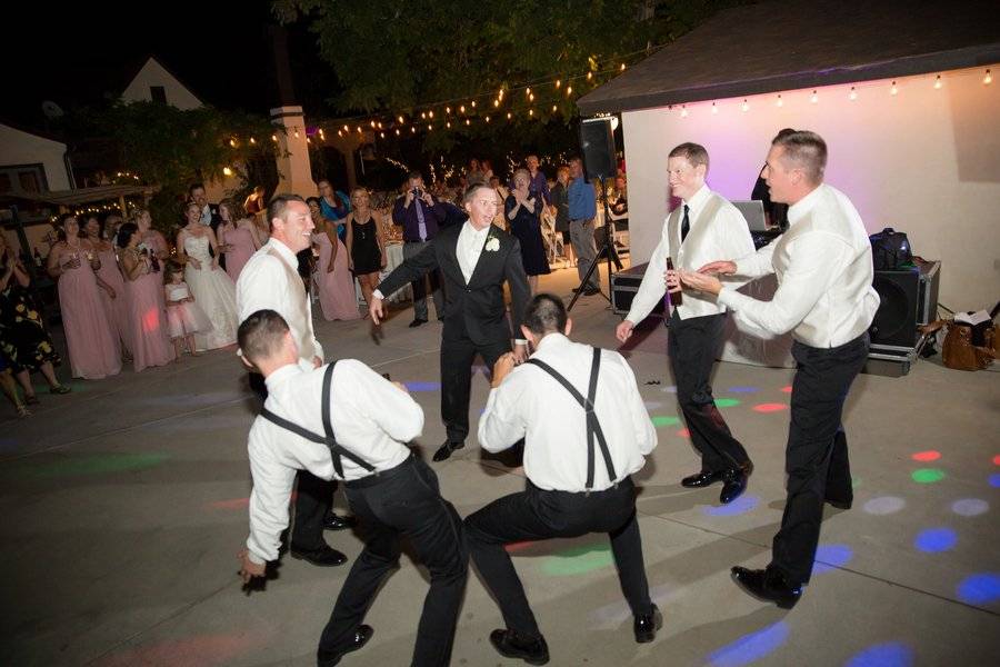 Groomsmen dancing