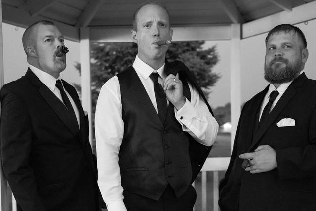 Groomsmen having a moment!