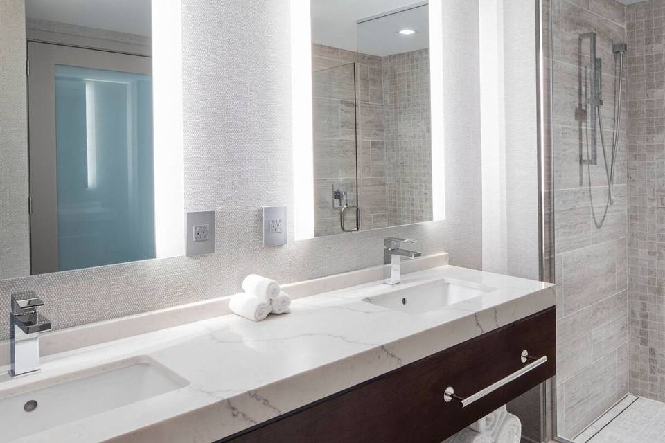 Envue bathroom