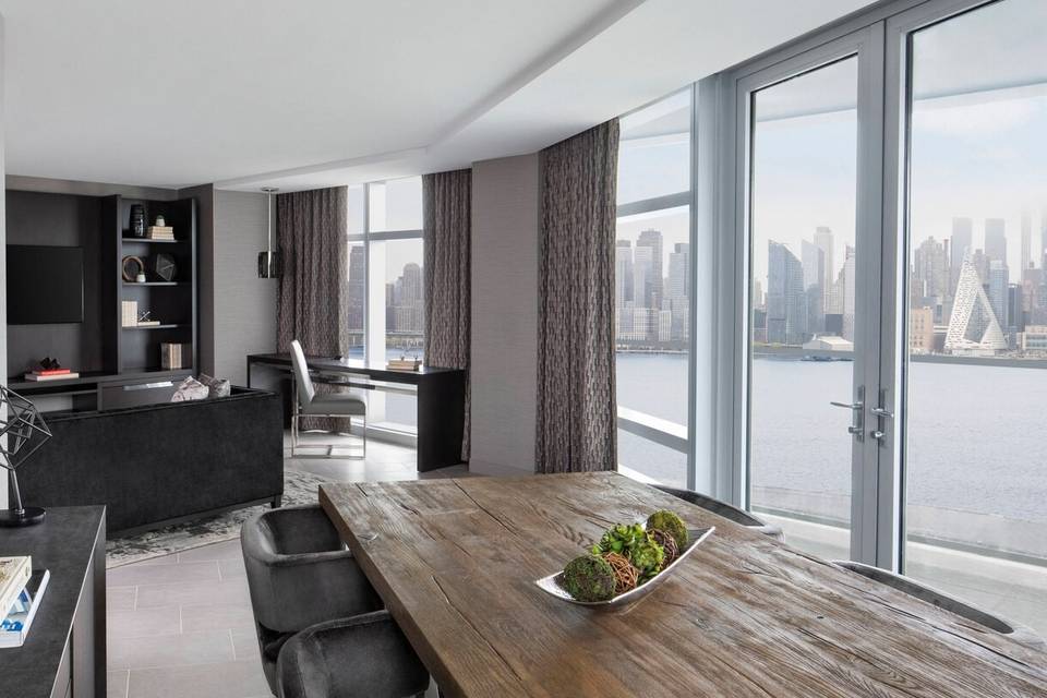 Envue executive suite
