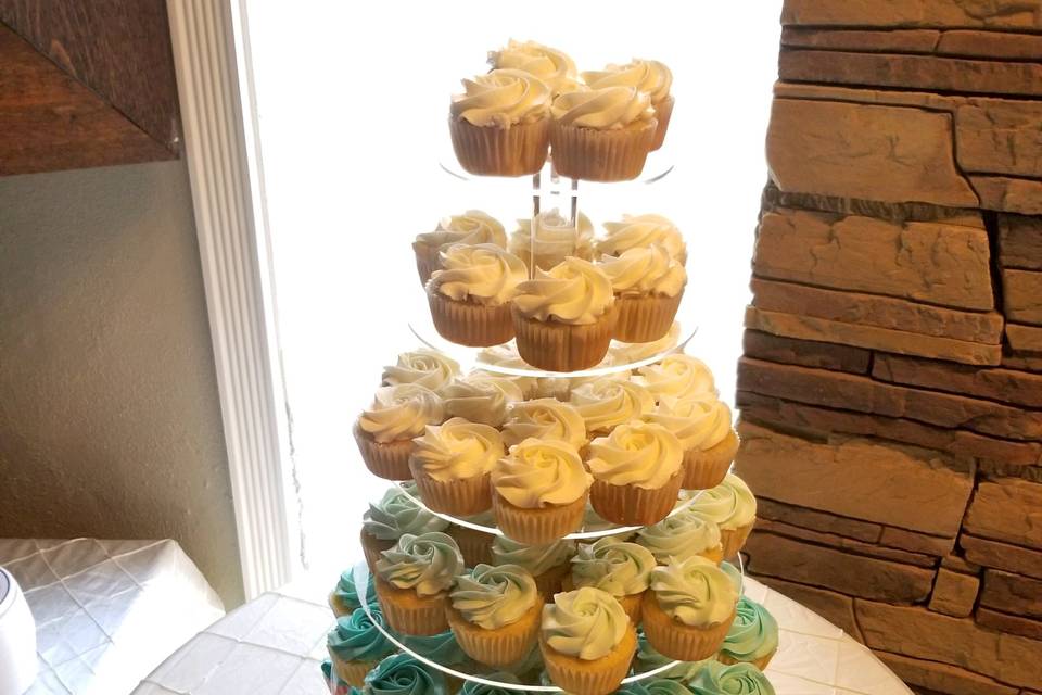 Wedding cupcakes