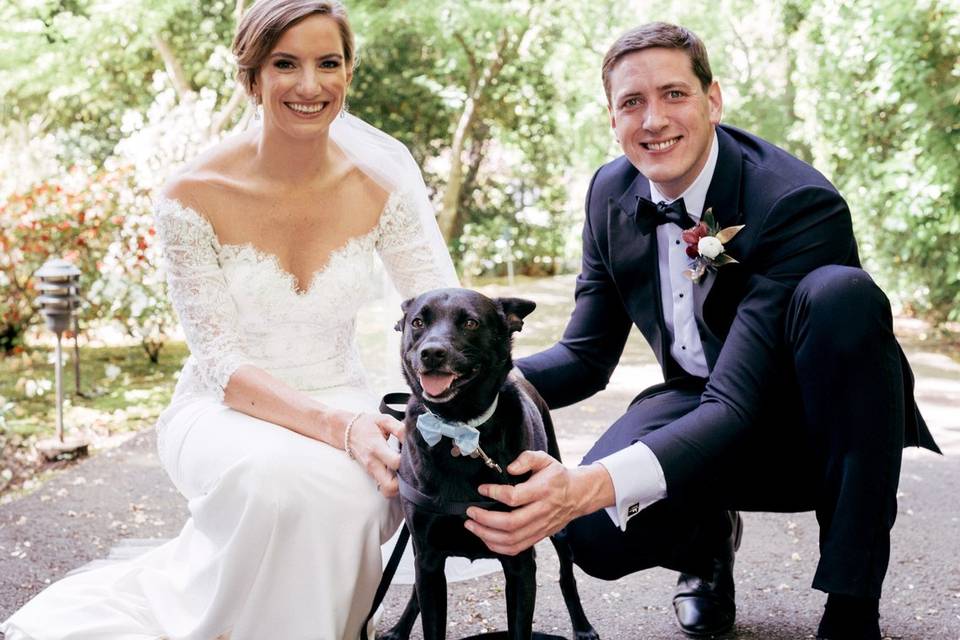 We love couples with dogs!