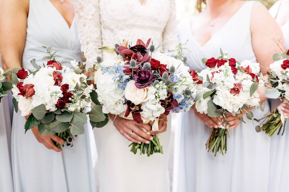Stunning bridesmaid bouquets