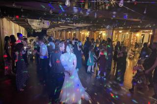 Boogie Down Weddings