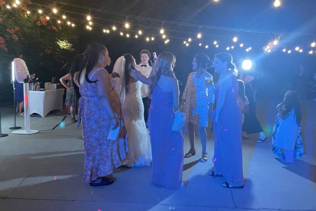 Boogie Down Weddings