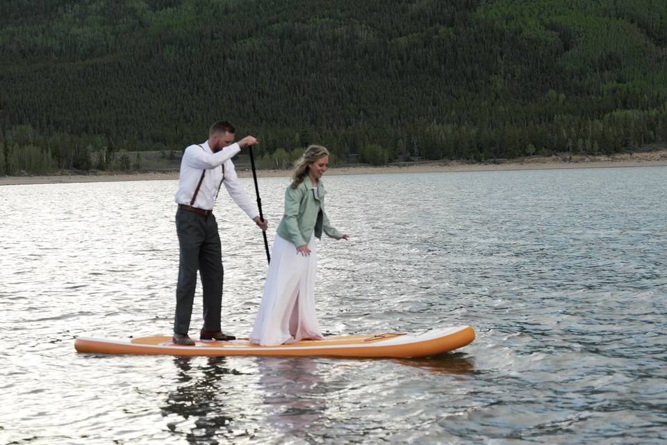 Paddle boarding couple