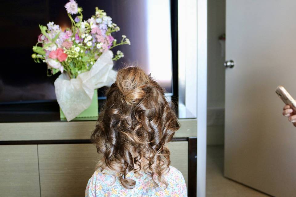 Flower girl curls