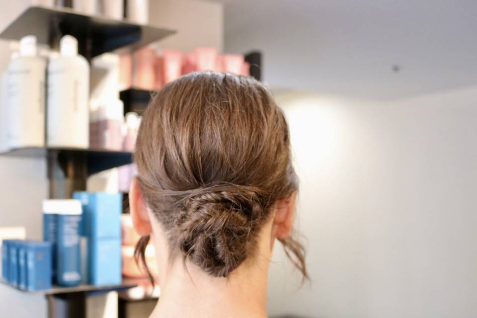 Fish tail twist