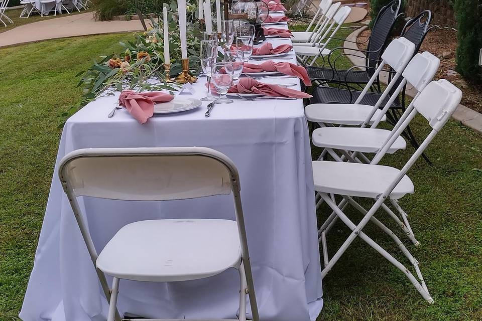 Head table at garden reception
