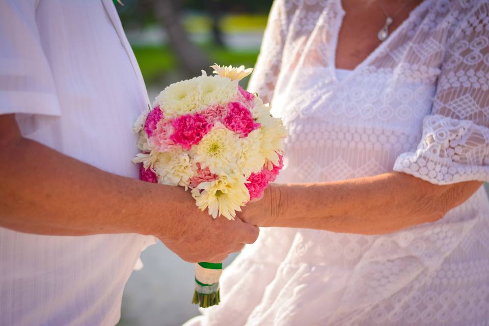 Holding the bouquet