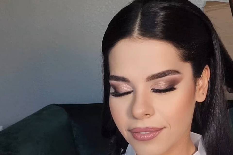 Makeup and Hairstyle