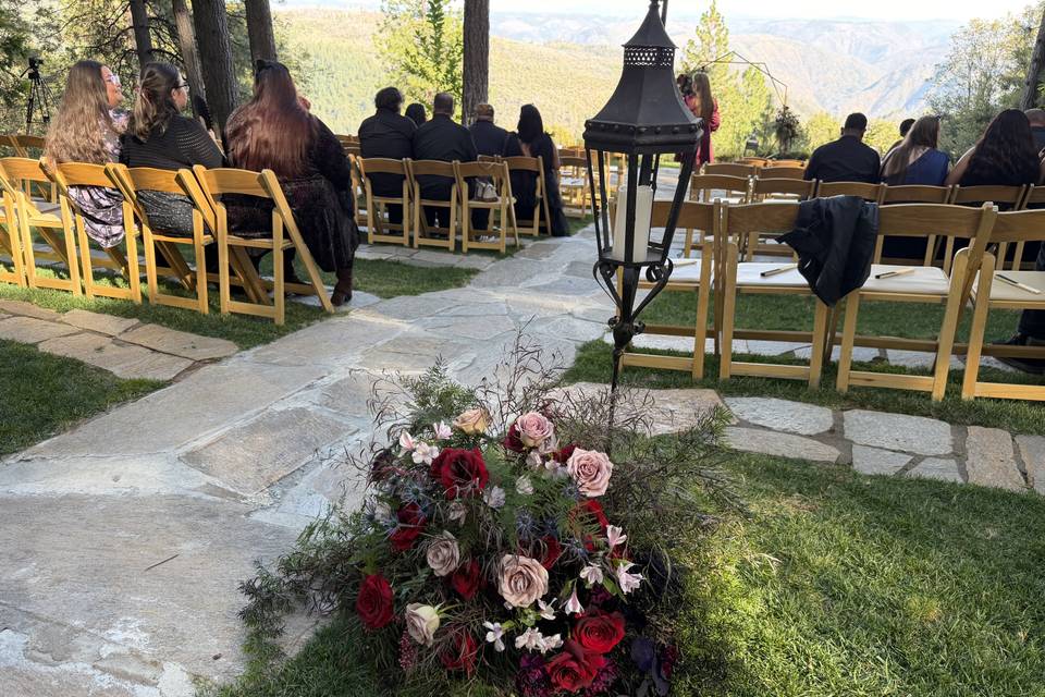 Wedding aisle arrangement with