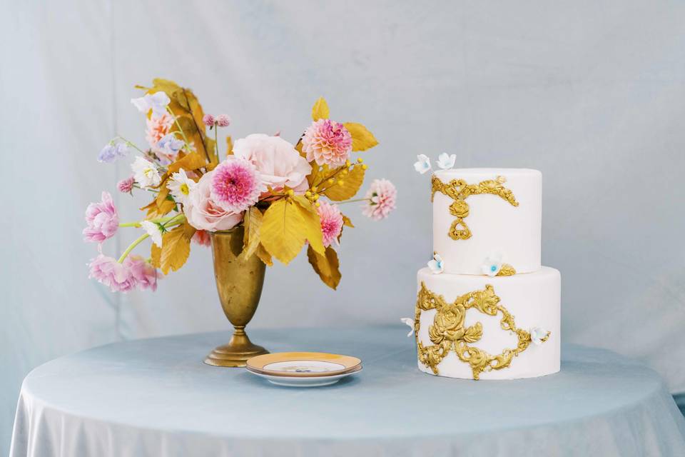 Cake and flowers