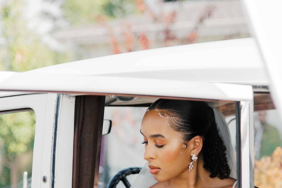 Vintage car bridals
