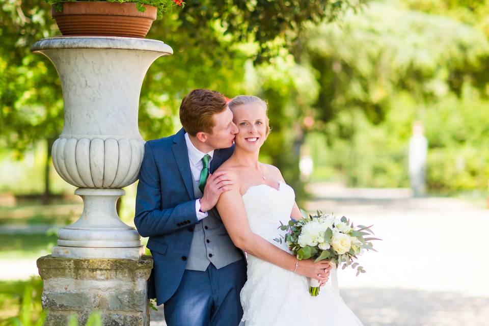 Kisses from the groom