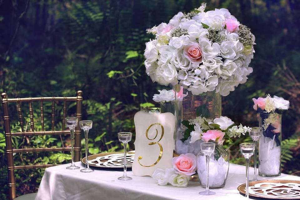 A Touch of Luxury Events