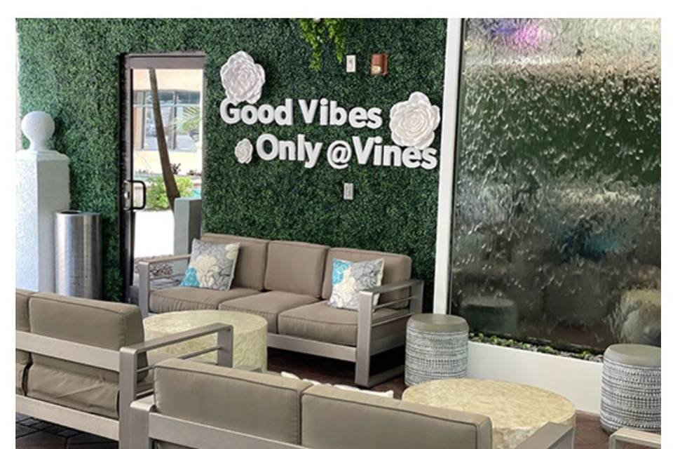 Vines Grille & Wine Bar