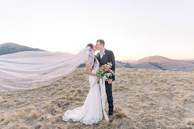 A love that flows - Ashlyn Murphy Photo