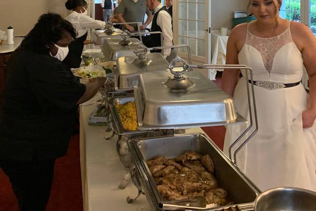 Cafeteria-Style Buffet Service