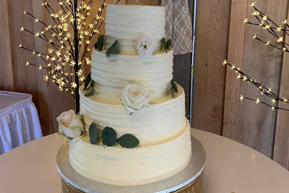 3 Tier Ridged Edge Cake