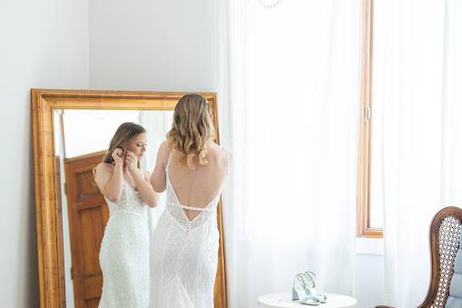 The Mirror Room - Bridal Suite