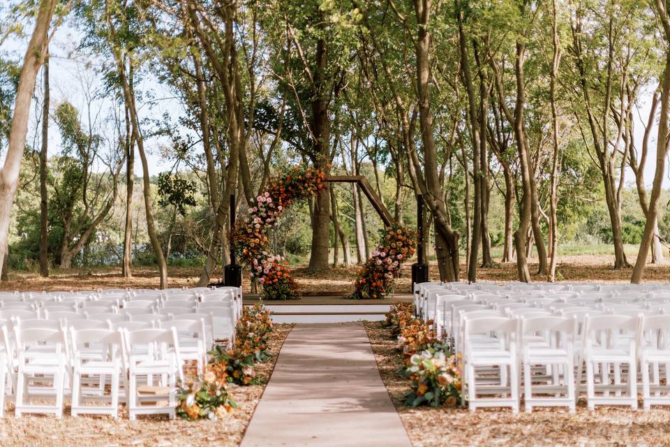 Outdoor Ceremony Decor