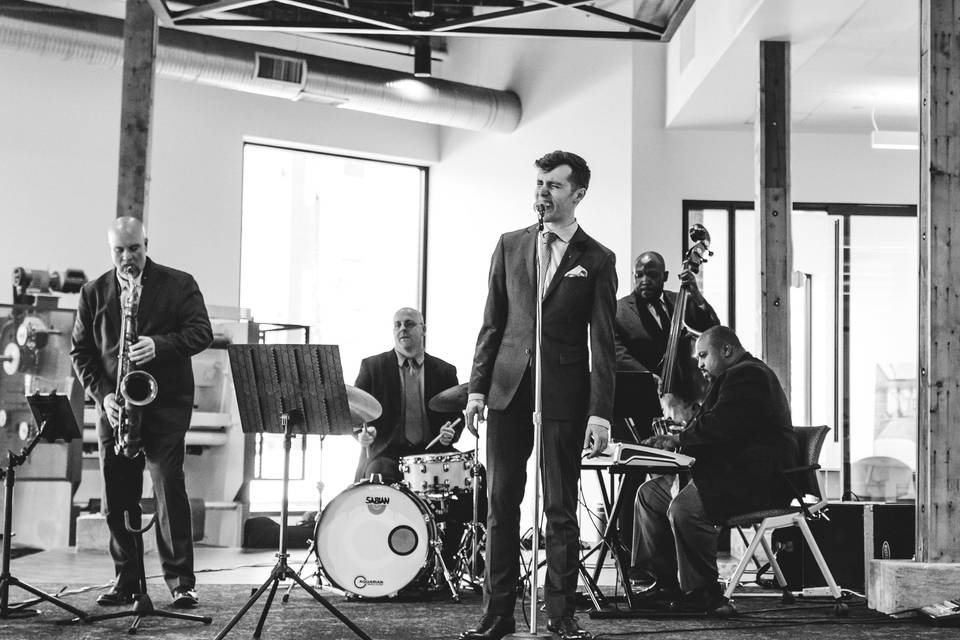 Five-piece jazz band for weddings