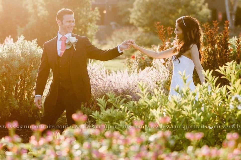 Falling for a garden Wedding