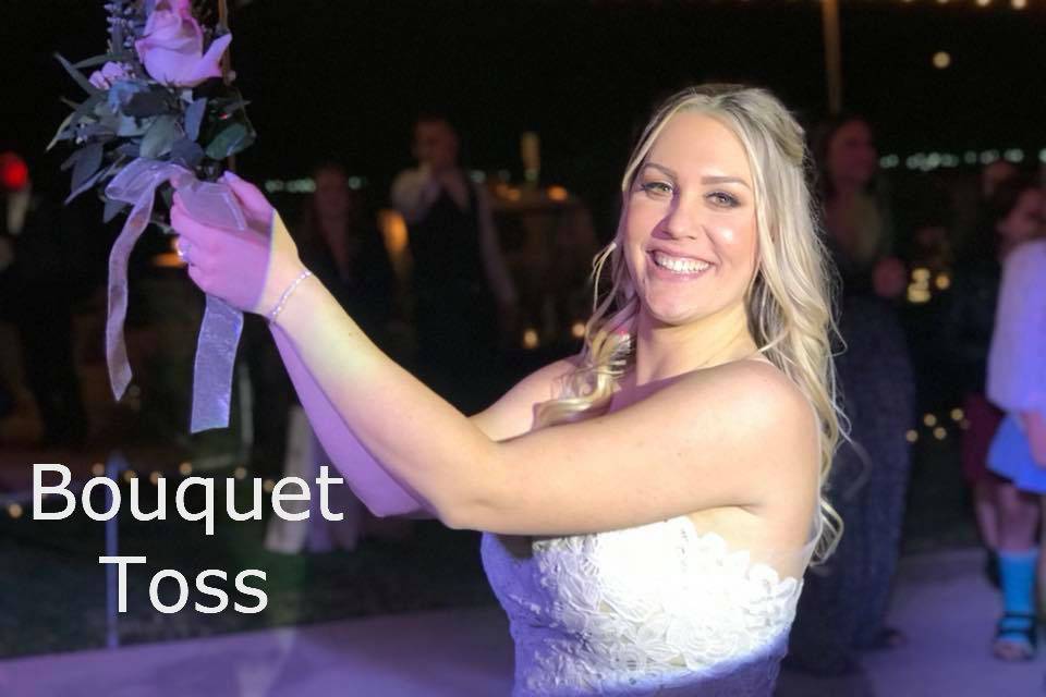 Bouquet toss