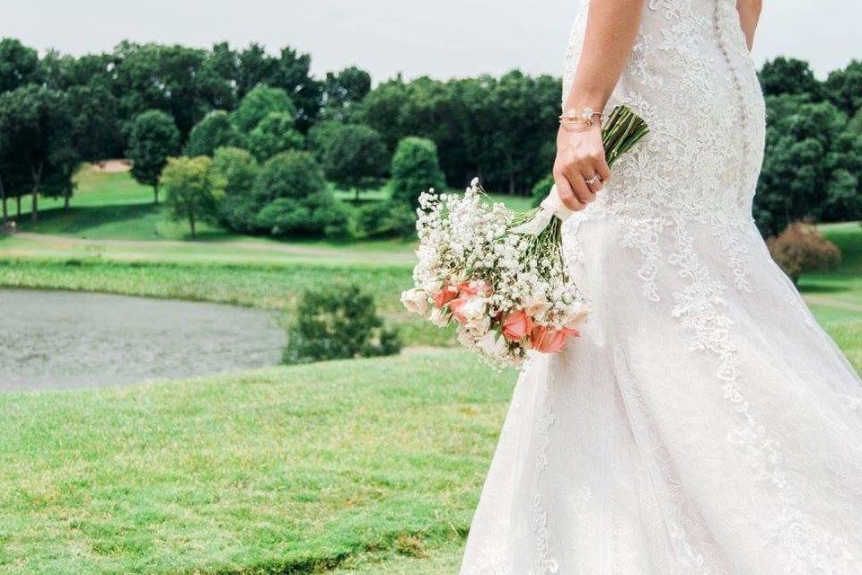 Bride holding her bouquet