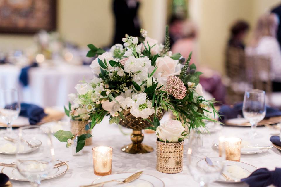 Floral centerpiece