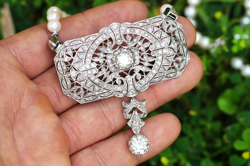 Antique diamond pendant brooch