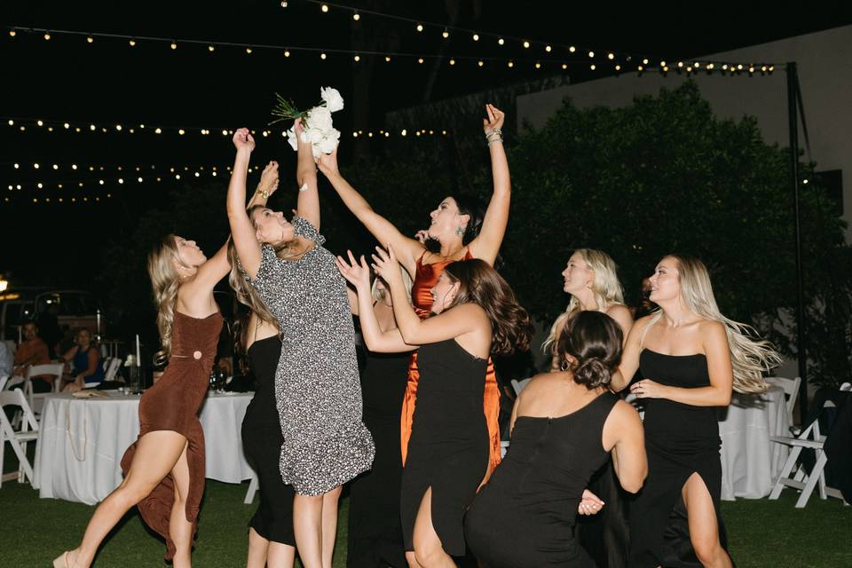 Bouquet toss!