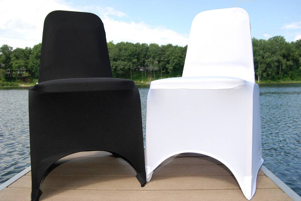 Simply Chic offers these two great options for chair covers at your ceremony and/or reception!