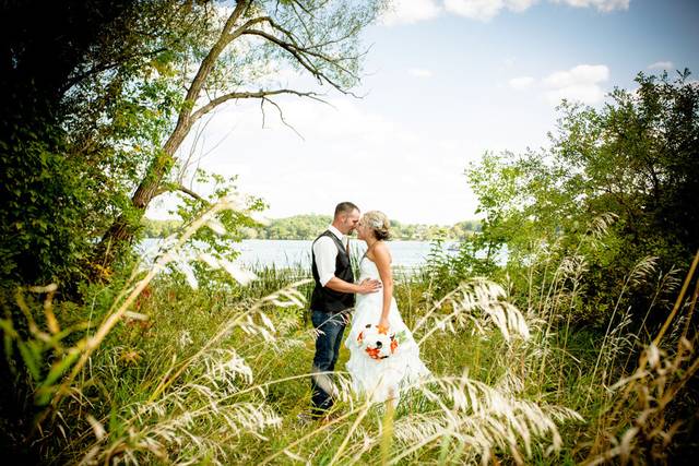 Bride and Groom kissing