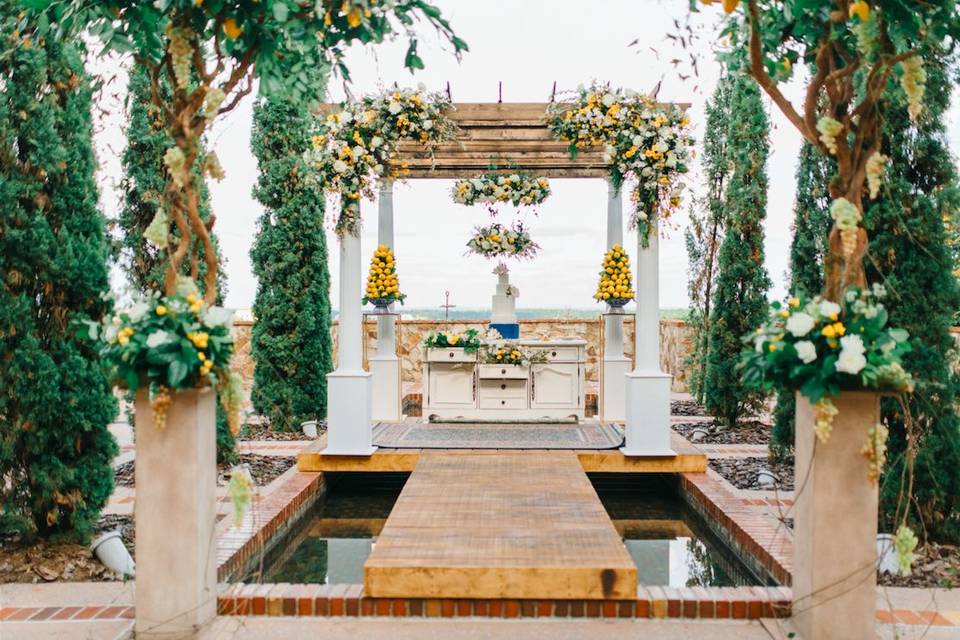 Our overwater gazebo and dessert buffet displayed at the beautiful Bella Collina. We love creating custom pieces like this one for our brides!