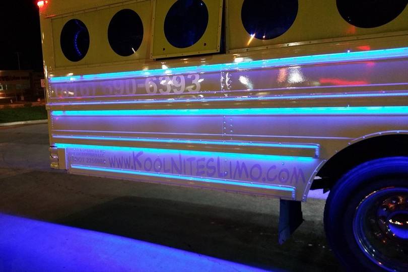 Kool Nites Limousine Party Bus and Trolley