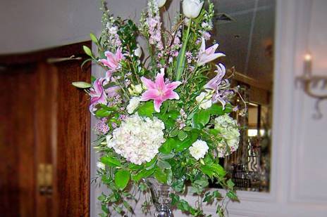 Nature's Bouquet Florist & Event Design