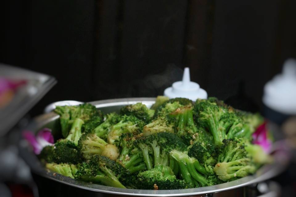 Garlic broccoli