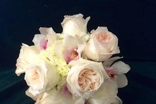 Garden rose  bridle bouquet