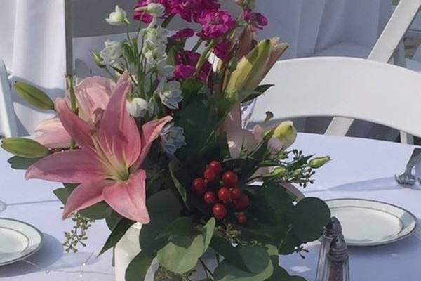 Floral centerpiece