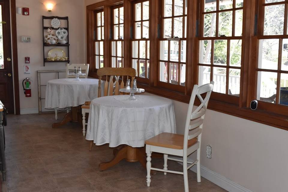 Sun room with dining area