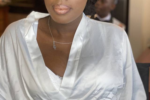 Nude lips