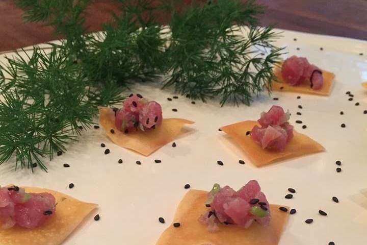 Fresh tuna tartar on sesame wonton crisp