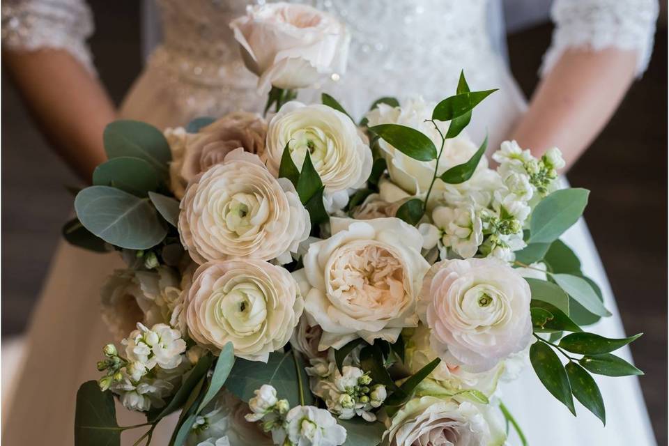 Cascading Bouquet