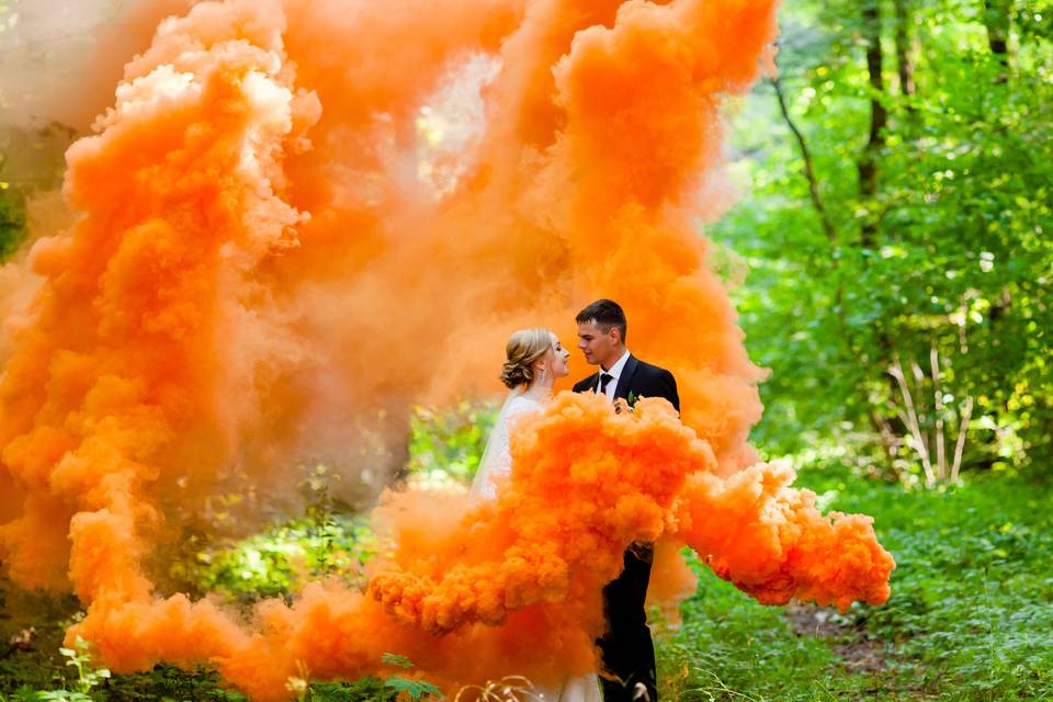 Orange Smoke First Look