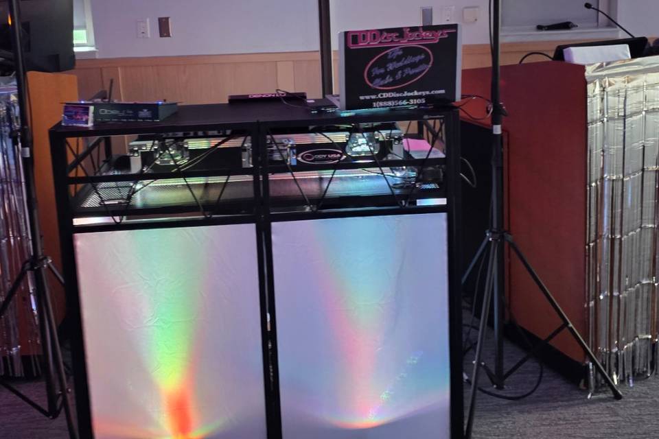 Mobile w Uplighting 05/04/26